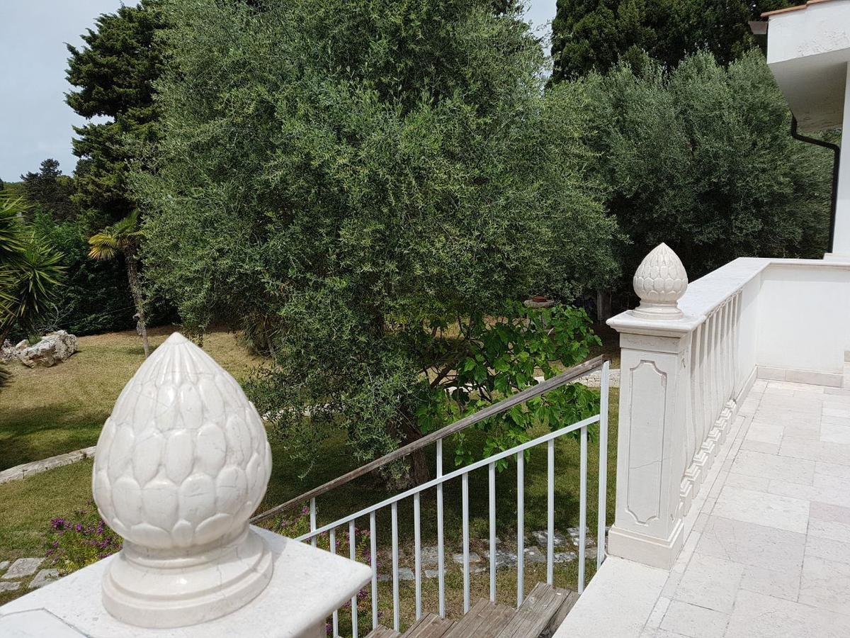 Relais Villa Lama Boutique Hotel Таранто Экстерьер фото